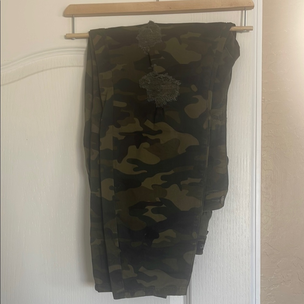 Judy Blue Skinny Camouflage Pants Green and Brown